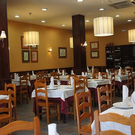 Hostal Restaurante Alarico Allariz Eksteriør billede