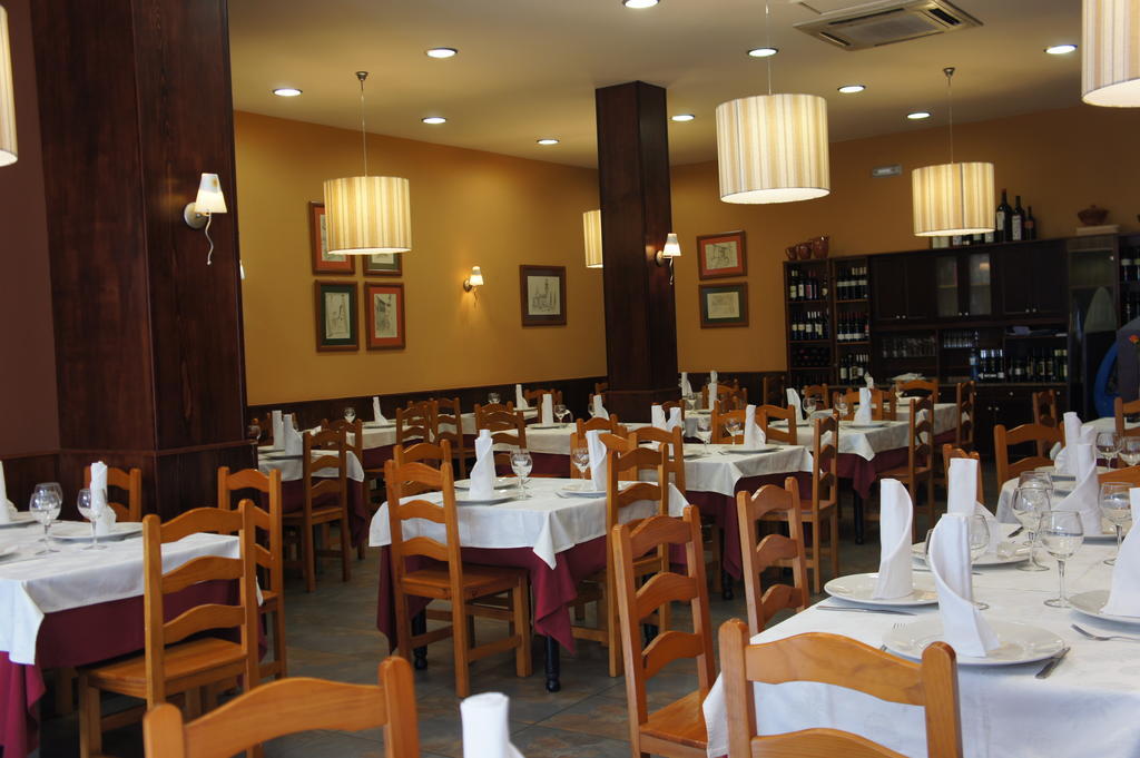 Hostal Restaurante Alarico Allariz Eksteriør billede